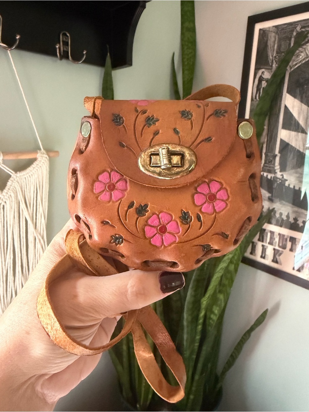 VTG 60s Tooled Leather Crossbody Mini Bag Pink Floral Boho